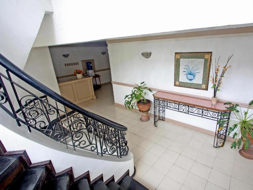 Hotel Galleria Davao City Dış mekan fotoğraf