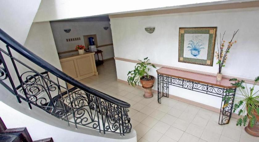 Hotel Galleria Davao City Dış mekan fotoğraf