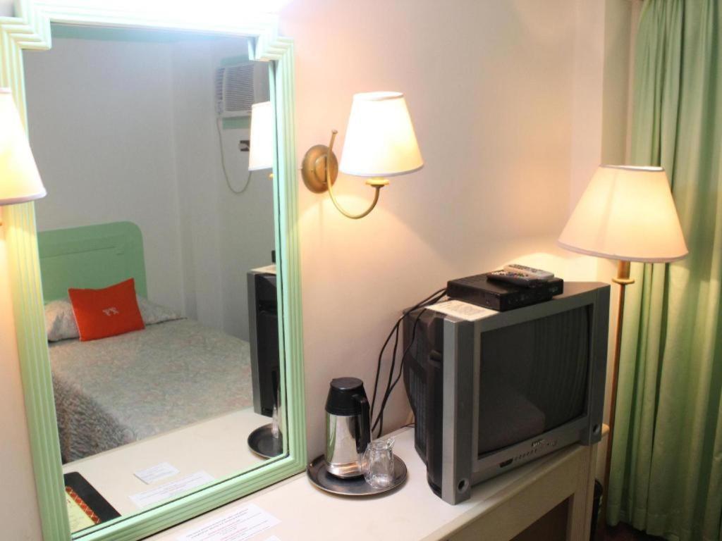 Hotel Galleria Davao City Dış mekan fotoğraf