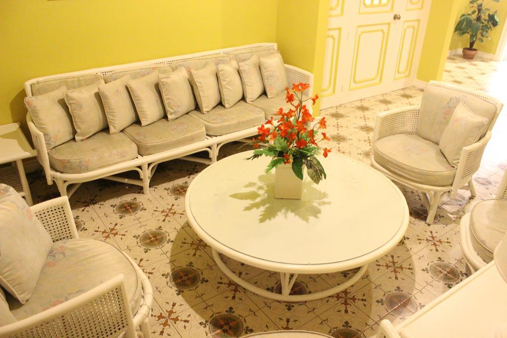 Hotel Galleria Davao City Dış mekan fotoğraf